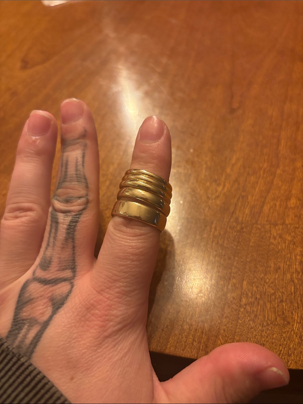 Gold-Tone Ring Set : 5 rings total